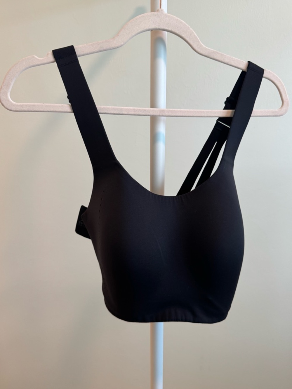 Lululemon Black Women's Seamless Support Bralette size 38DD